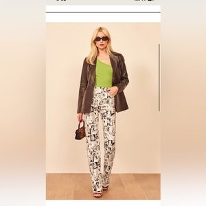 NEVER WORN! Ref sent me two pairs without realizing. Selling the extra.